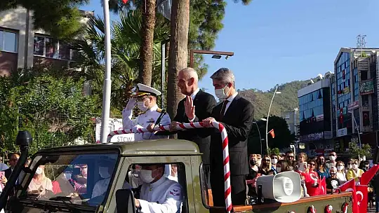 Marmaris'te Cumhuriyet Bayramı coşkusu törenler ile başladı