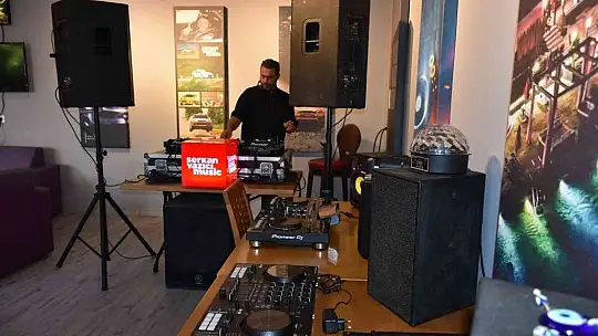 Marmaris'te DJ Akademisi açıldı