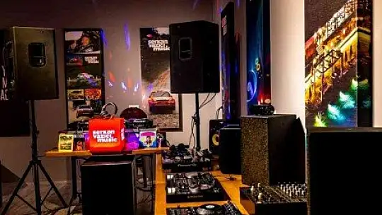 Marmaris'te DJ Akademisi açıldı