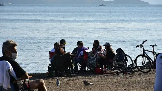 Marmaris'te emniyetten ve zabıtadan megafonlu uyarı