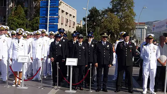 Marmaris'te gaziler tören ile anıldı