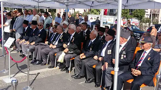 Marmaris'te gaziler tören ile anıldı