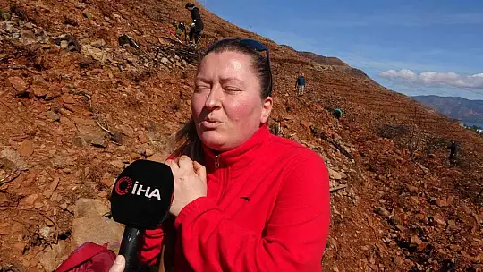 Marmaris'te gönüllüler fidan ve tohum dikimlerine devam ediyor