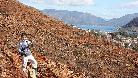 Marmaris'te gönüllüler fidan ve tohum dikimlerine devam ediyor