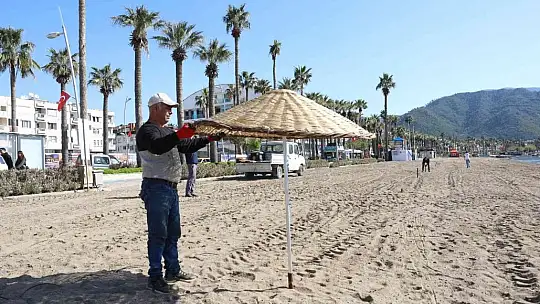 Marmaris'te halk plajları yaza hazırlanıyor