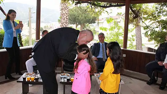 Marmaris'te ilçe protokolü Ramazan Bayramı'nı kutladı