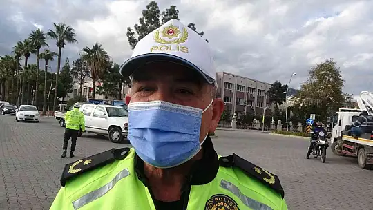 Marmaris'te kask takmayan motosiklet sürücülerine ceza kesildi