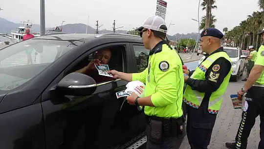 Marmaris'te Kaymakam Aksoy'un katılımı ile 'bayramınız kemerli olsun' denetimleri yapıldı