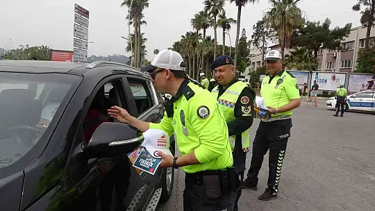Marmaris'te Kaymakam Aksoy'un katılımı ile 'bayramınız kemerli olsun' denetimleri yapıldı