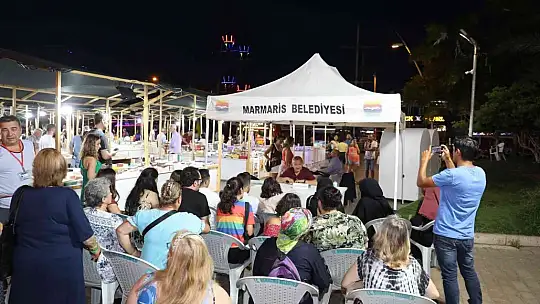 Marmaris'te kitap günleri sürüyor