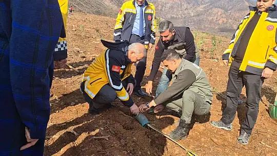 MARMARİS'TE SAĞLIK ÇALIŞANLARI BİN 120 FİDANI TOPRAKLA BULUŞTURDU