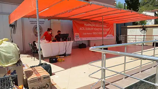 Marmaris'te yardım toplama merkezleri kuruldu