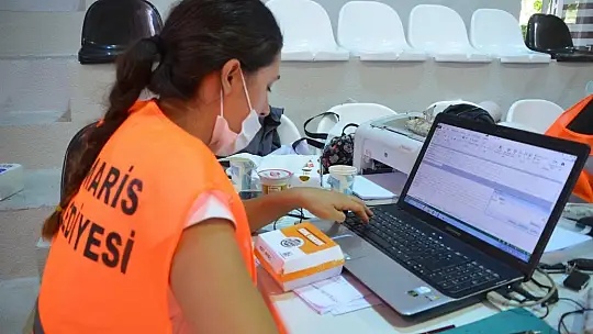 Marmaris'te yardım toplama merkezleri kuruldu