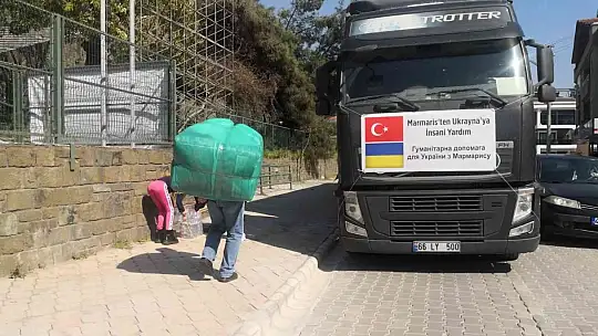 Marmaris'te yaşayan Ukraynalılar ülkelerine yardım gönderdi