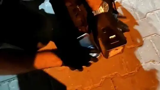 Marmaris'te zeytinyağı kutusundan esrar çıktı