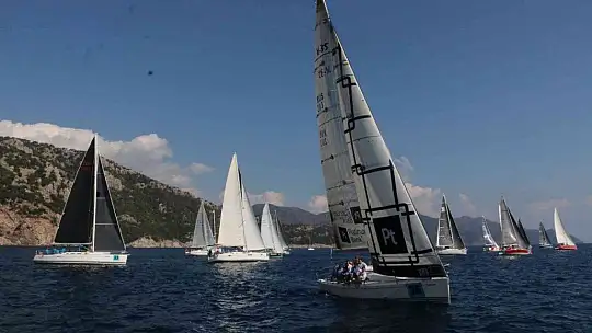 Marmaris Uluslararası Yelken Yarışları'nda renkli görüntüler