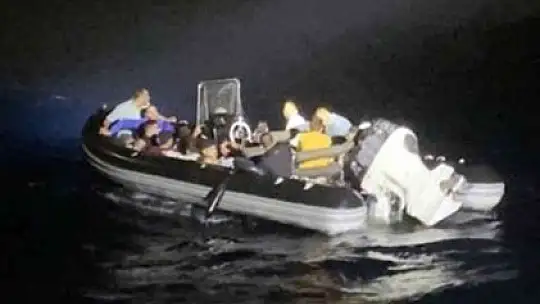 Marmaris ve Datça'da 18 düzensiz göçmen kurtarıldı