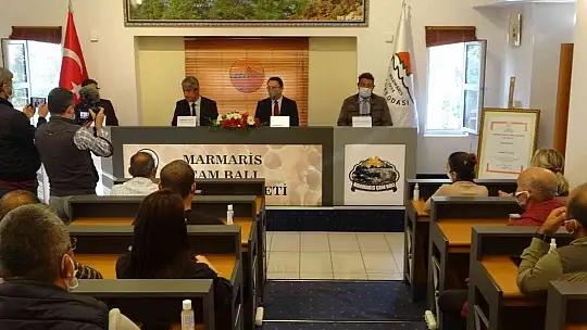 Marmarisli arıcılar ballarına coğrafi işaret belgelerini aldı