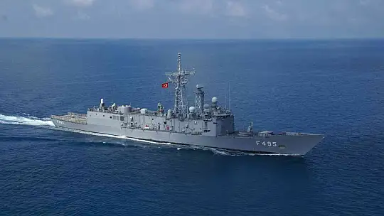 MAVİ VATAN'IN ÇELİK KALESİ TCG GEDİZ'DE YENİ YIL MANZARALARI