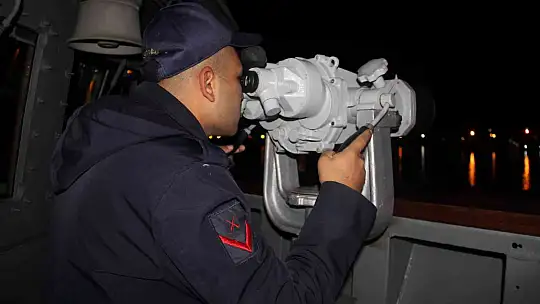 MAVİ VATAN'IN ÇELİK KALESİ TCG GEDİZ'DE YENİ YIL MANZARALARI