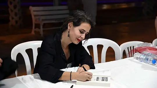 Likya Kültür Sanat Günleri Yazar Kadınlarla Okuyucuları Buluşturdu