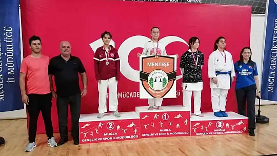 Menteşe Belediyesi Karate takımı turnuvayı 10 madalya ile tamamladı