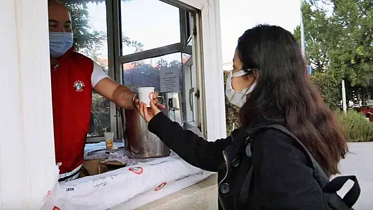 Menteşe Belediyesi'nden öğrencilere sabah çorbası