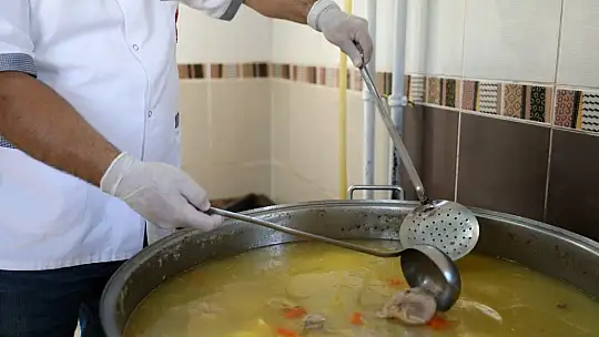 Menteşe Belediyesinden özel öğrencilere ücretsiz yemek