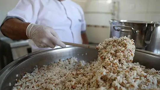 Menteşe'de Kazanlar 35 Bin kişi için kaynadı