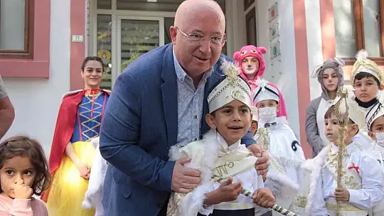 Menteşe'de şenliğin ikinci günü sünnet şöleni ile başladı