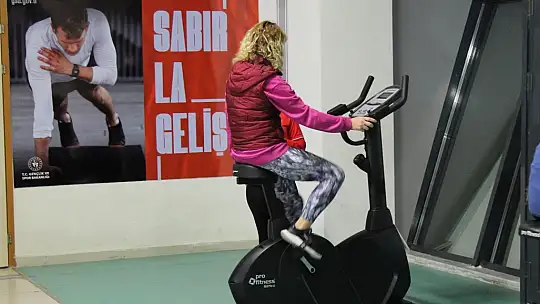 MENTEŞE'DE ÜCRETSİZ FİTNESS SALONU AÇILDI