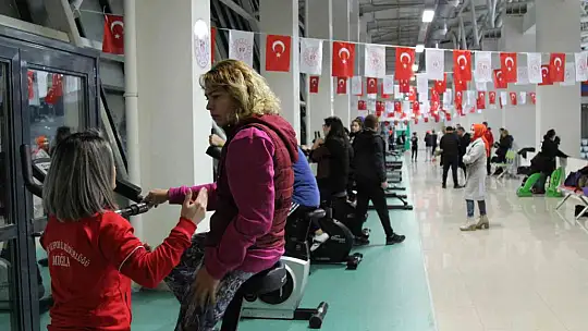 MENTEŞE'DE ÜCRETSİZ FİTNESS SALONU AÇILDI