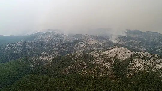 Menteşe'de yangın söndürme çalışmaları devam ediyor