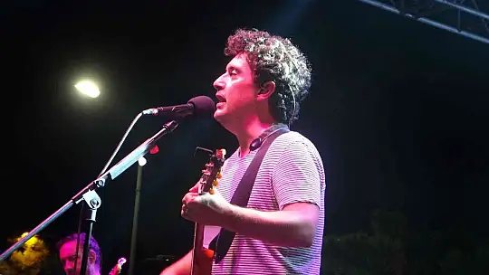 MENTEŞELİ VATANDAŞLAR PİNHANİ KONSERİ İLE EĞLENDİLER