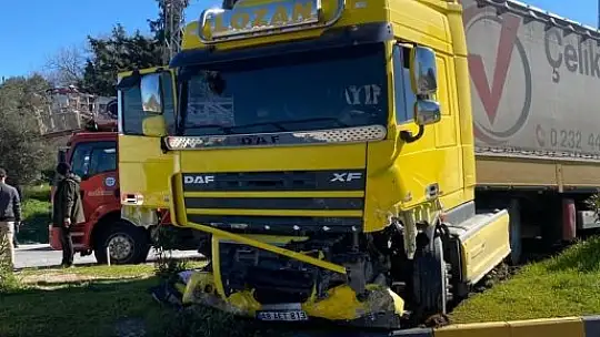 Milas-Bodrum karayolunda zincirleme trafik kazası: 1'i ağır 7 yaralı