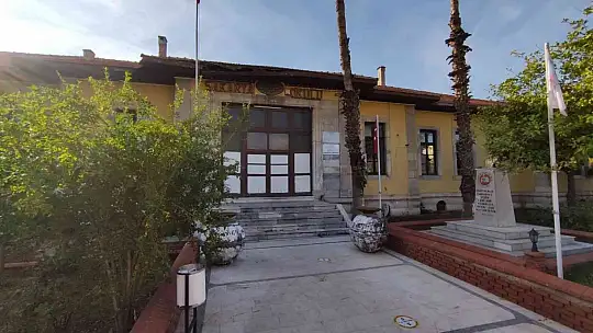 Milas'ta bir asırlık geçmişe sahip okulda restorasyon çalışması başlıyor