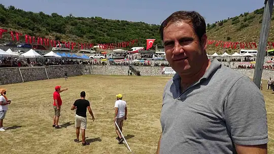 Milas'ta boğa güreşleri nefes kesti