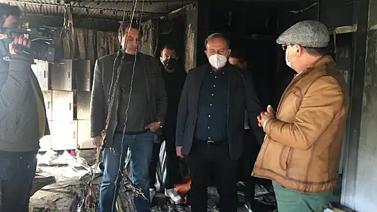 Milas'ta kundaklanan kulüp binası önünde açıklama yapıldı