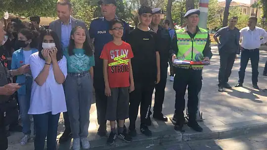 Milas'ta sürücüler ve yolcular uyarıldı