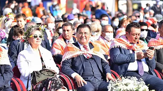 Milas Zeytin Hasat Şenliği başladı