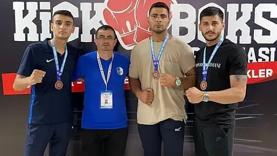 Milaslı gençlerden kick boksta önemli derece