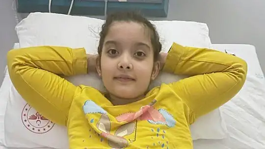 Minik Betül engelli maaşını yangın bölgesine bağışladı