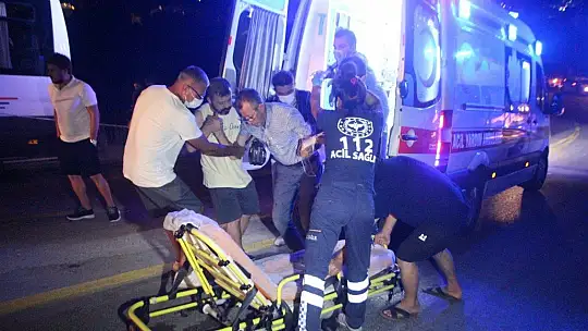 Motosiklet ile yolcu minibüsü çarpıştı: 1 ölü, 1 yaralı