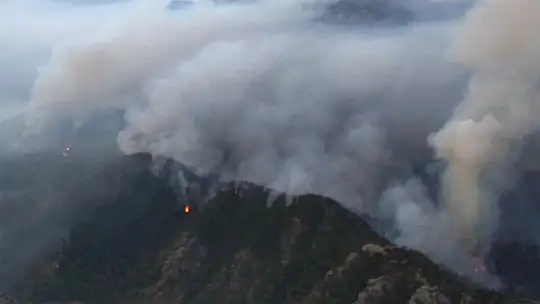 Muğla 6 bölgede alevlerle savaşıyor