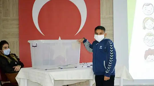 Muğla Çocuk Hakları il komitesi yeni başkanını seçti