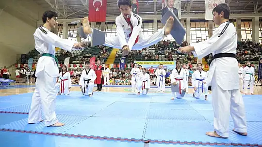 Muğla'da 15 bin genç sporla buluşuyor