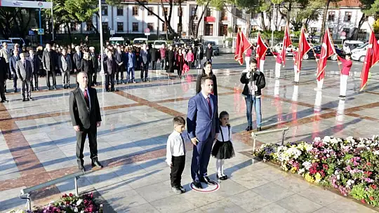 MUĞLA'DA 24 KASIM ÖĞRETMENLER GÜNÜ KUTLANIYOR