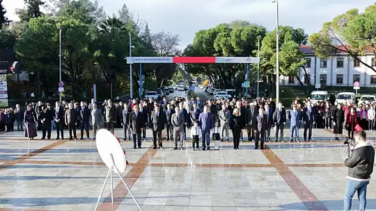 MUĞLA'DA 24 KASIM ÖĞRETMENLER GÜNÜ KUTLANIYOR