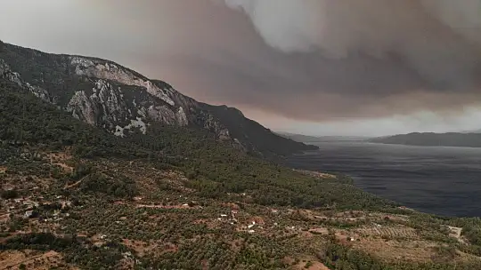 Muğla'da alevler yeniden yükseldi