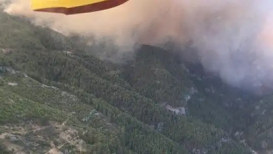 Muğla'da artan sıcaklarla birlikte alevler yeniden yükseliyor